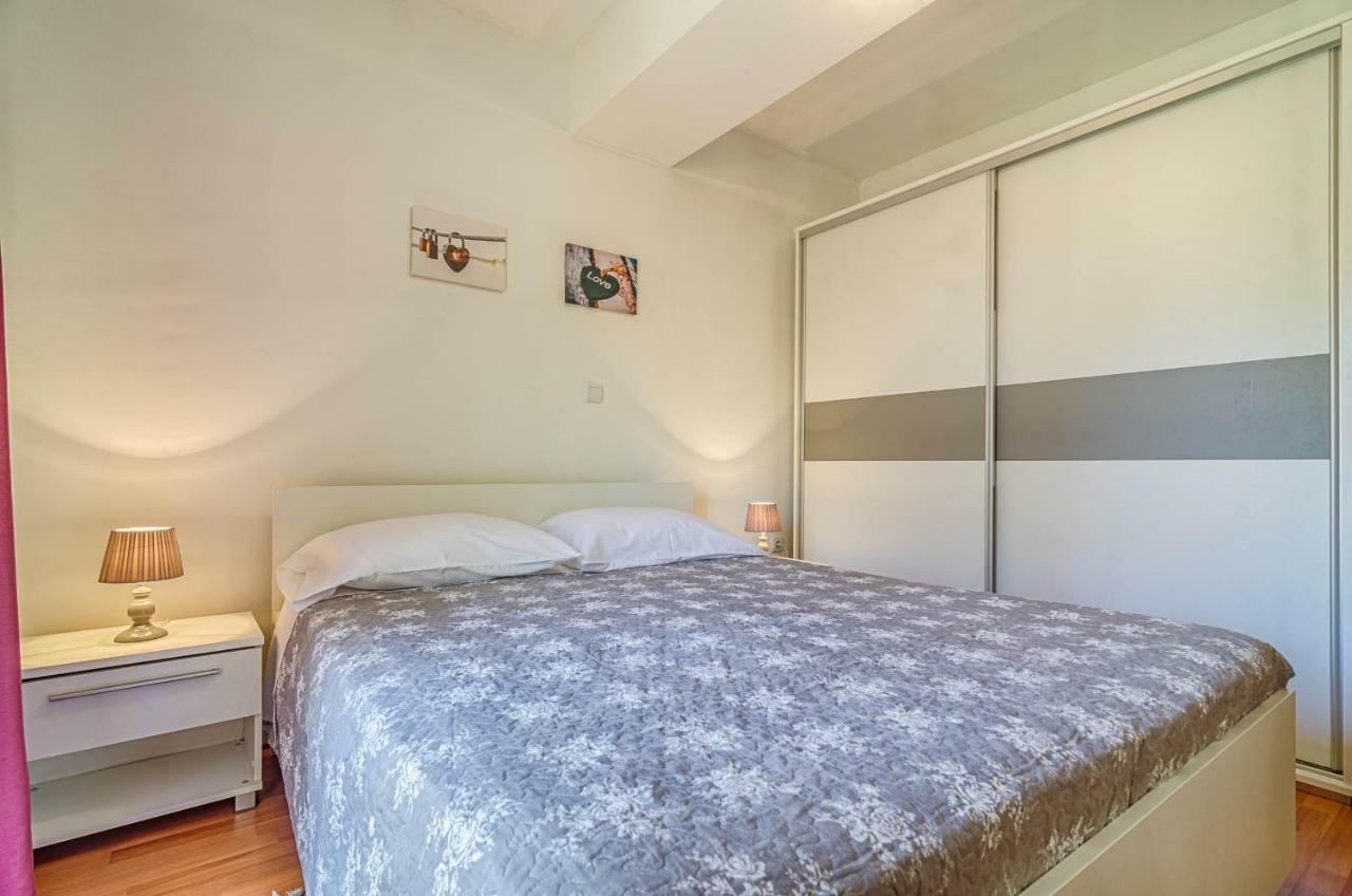 Apartmani Prodan 2 Fažana Kültér fotó